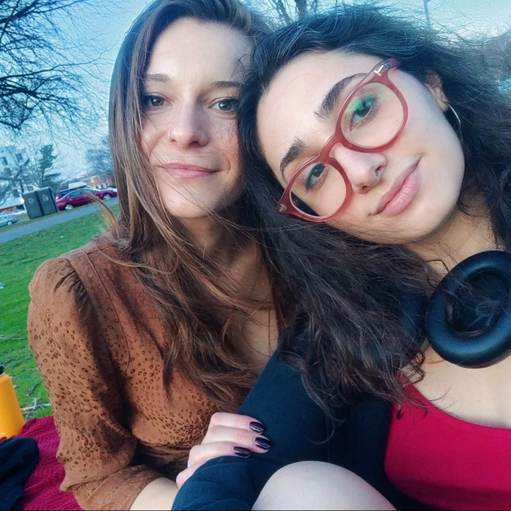 Meet your Posher, Ana - Picture 3 of 16